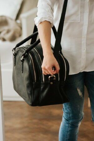 TRAVEL BAG MINI - skórzana torba podróżna - czarna